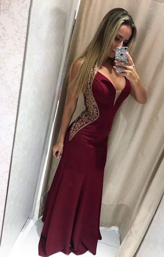 V Neck Prom Dresses with Beadings cg12534