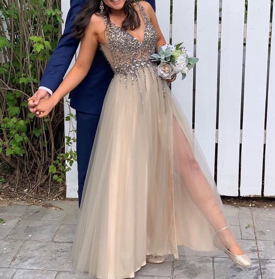 Charming Prom Dress,Tulle Prom Dress,V-Neck Prom Dresses,Beading Prom Dress cg12593