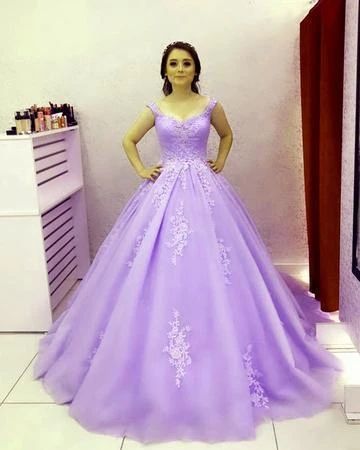 Elegant Ball Gown Long Prom Dress with Lace Appliques cg13054