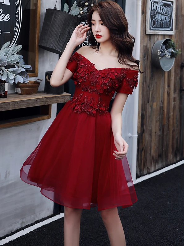 Chic Burgundy Off Shoulder Homecoming Dress cg13257