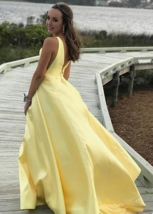 Elegant Princess V Neck Yellow Long Prom Dress Pegant Gown cg13470