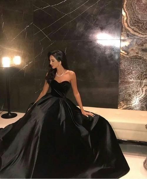 Sleeveless Black Prom Dress with Velvet Bodice cg13713