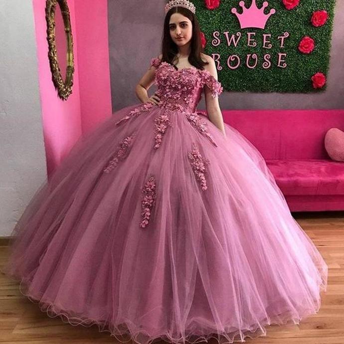 prom dresses 2021 off the shoulder sweetheart neckline hand made flowers lace ball gown cg13919