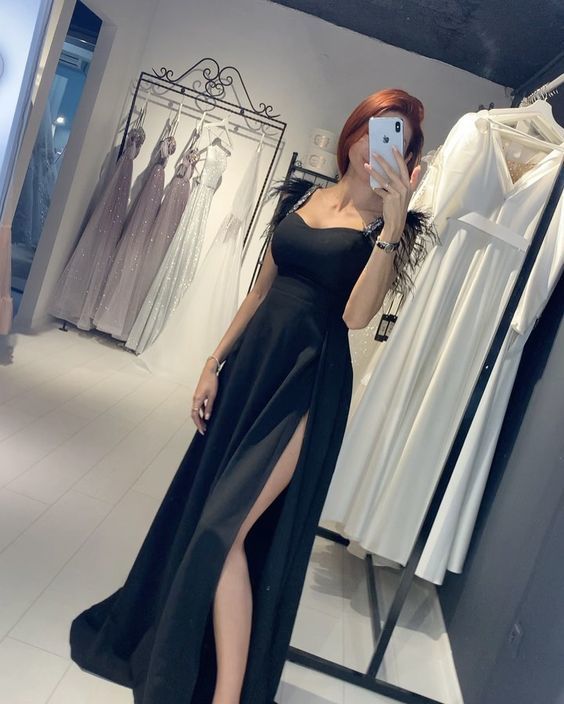 Black Simple Prom Dress With Split cg15220