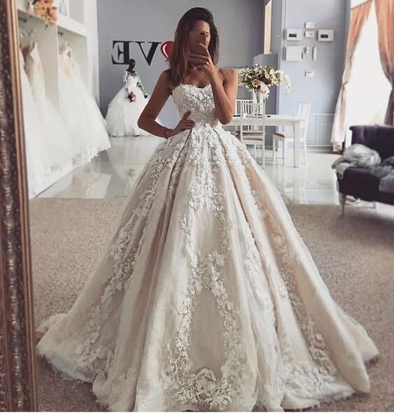 Gorgeous Ball Gown Sweetheart Tulle Wedding Dresses with Appliques Prom Dress cg16631