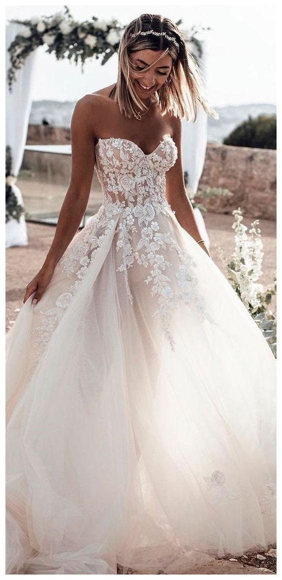 A-Line Long Prom Dresses Ball Gown Sweetheart Open Back Ivory Tulle Wedding Dresses with Appliques cg17121