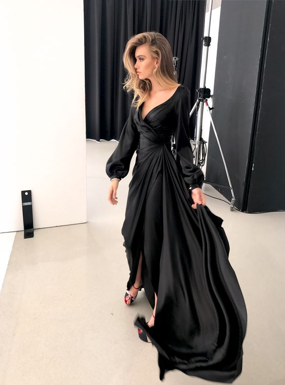 V-neck Prom Dresses,Long Prom Dress,Elegant Prom Gowns,Evening Dresses cg17625