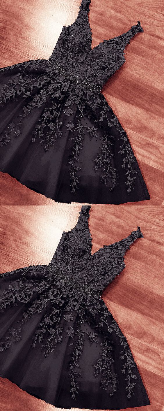 Short Black Lace Embroidery V Neck Homecoming Party Dress For Girls cg18334
