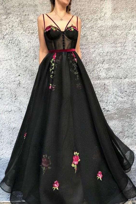 Black V Neck Long Prom Dress with Appliques cg18777