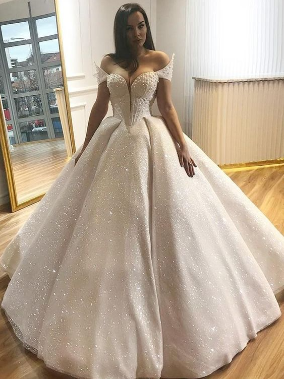 Elegant Prom Dress, Ball Gown Off-the-Shoulder Floor Length Lace Wedding Dress with Beading cg18805