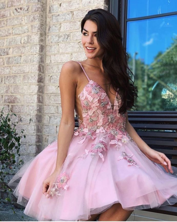 Sexy Appliques V-Neck A-Line Homecoming Dresses cg20615