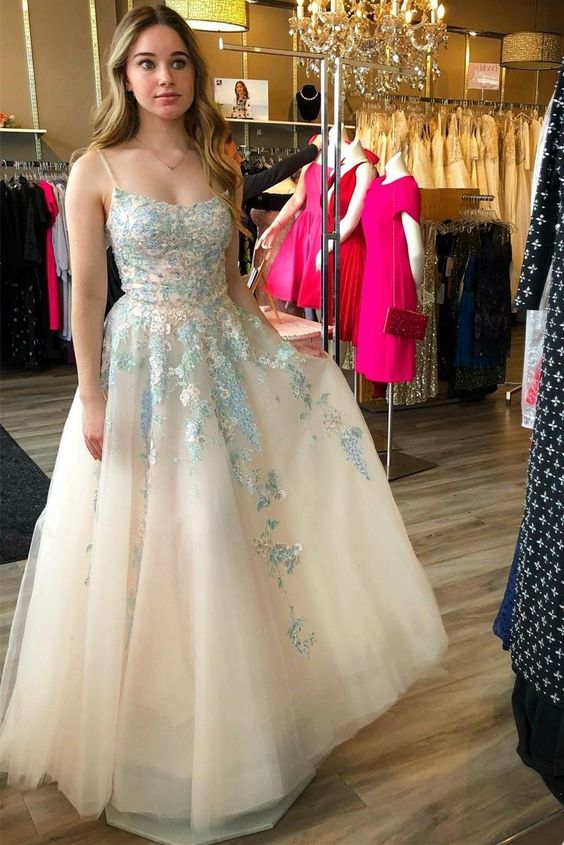 Gorgoues A-line Ivory and Lace Embroidered Long Prom Dress cg22051