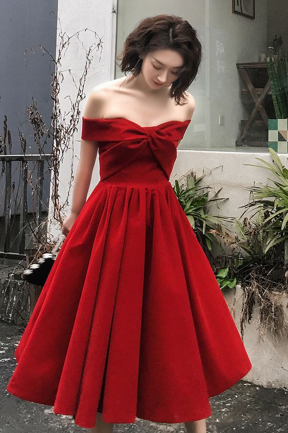 Red Velvet Sweetheart Simple Knee Length Wedding Prom Dress cg22137