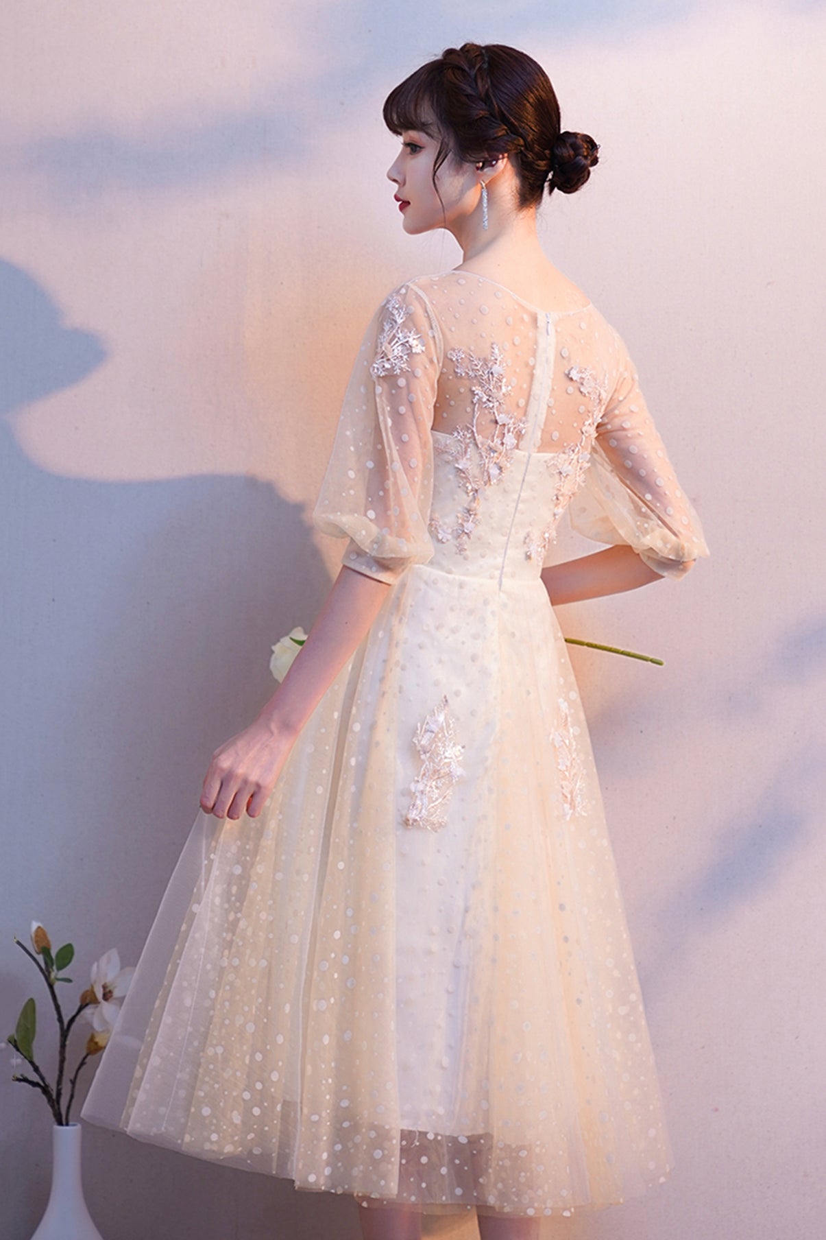 CHAMPAGNE TULLE LACE SHORT A LINE Homecoming Dress cg22651