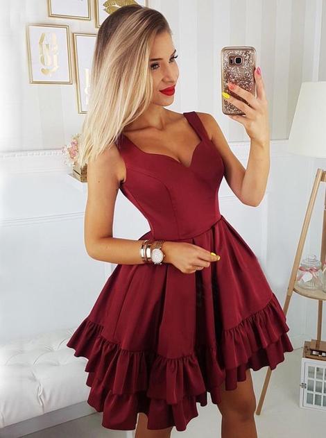 A-Line Straps Above-Knee Burgundy Tiered Homecoming Dress with Pleats cg22832