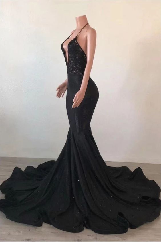 Sexy Black Mermaid Halter Backless Prom Dress With Lace Top cg23080