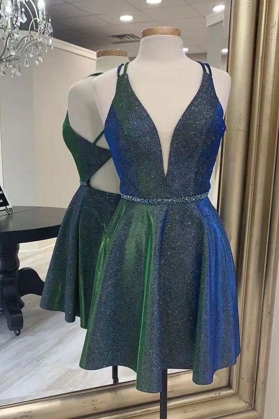 Pretty A-line Sequins Shiny Short Cute Homecoming Dress Party Dresses cg23623