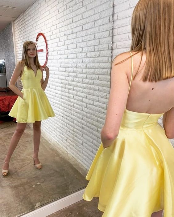 Simple Straps Short Yellow Homecoming Dress cg3947