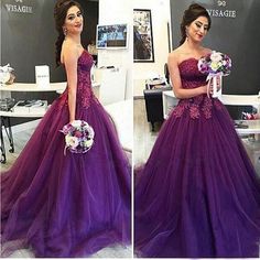 2020 Purple A Line Strapless Prom Gowns with Lace Appliques Cheap Evening Dresses Fashion Custom Made Formal Gowns cg7062
