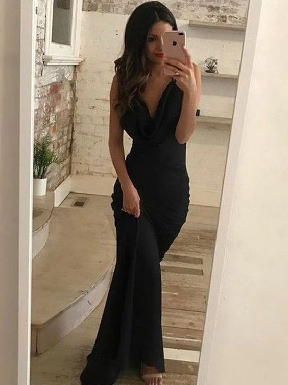 V-Neck Open Back Sleeveless Black Long Prom Dresses cg7569