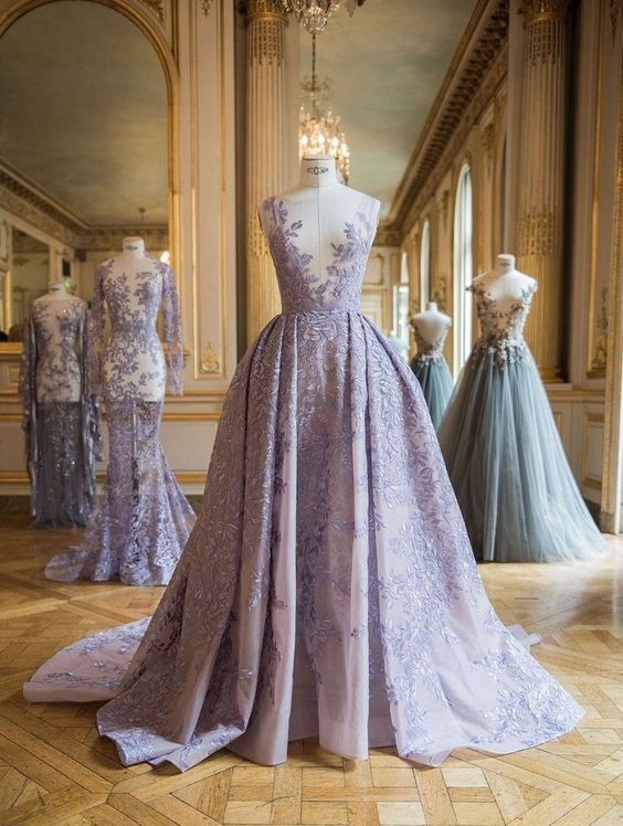 Luxury Prom Dresses Scoop Ball Gown Lace Sweep Train Long Prom Dress cg7652