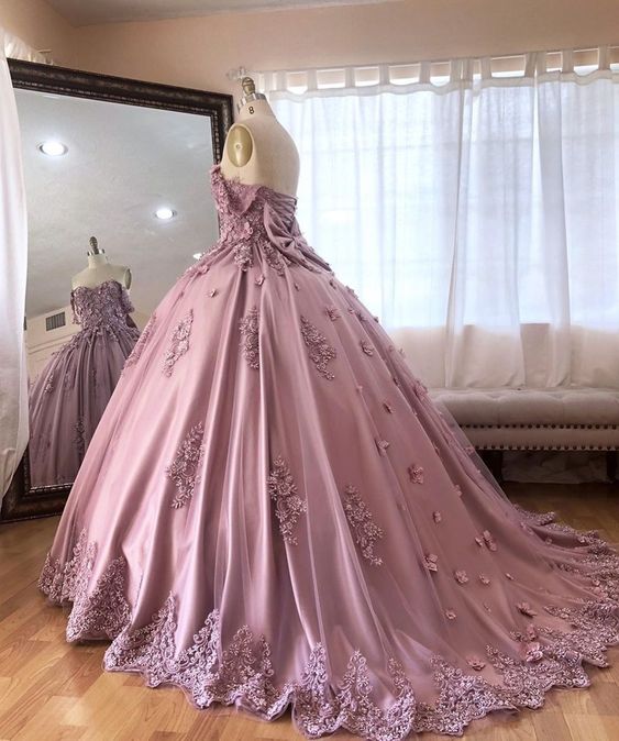 Off Shoulder Embroidered Lace Quinceanera Dresses Ball prom Gowns cg8608