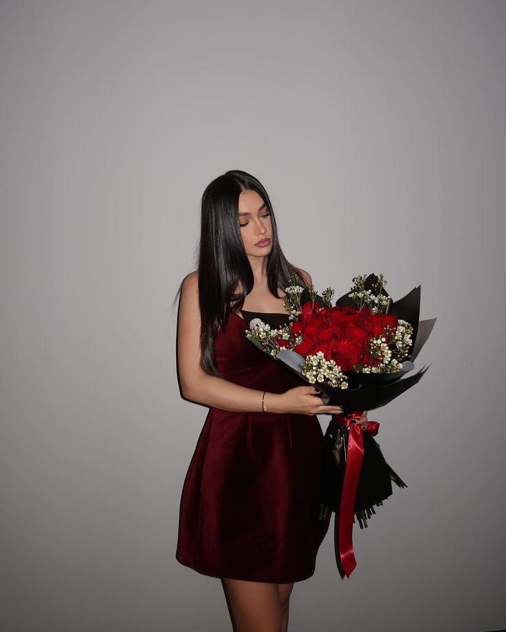 Sexy A Line Spaghetti Straps Burgundy Satin Mini Short Formal 8th Grade Homecoming Dresses Summer Middle School Hoco Dress 18th Birthday Outfits DH1177