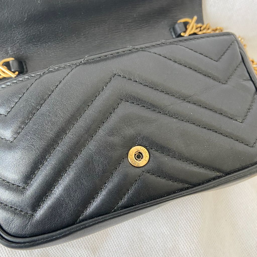 Gucci GG Marmont super mini bag