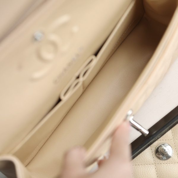 C hanel classic flap 2.55 handbag