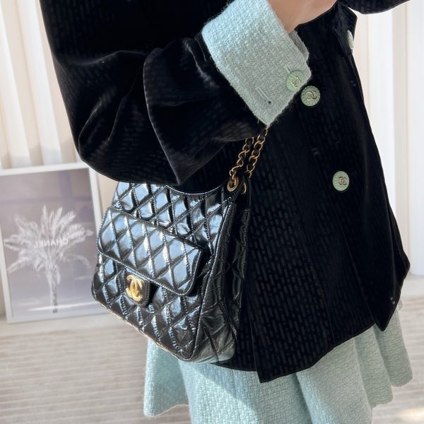 C hanel 23𝒄 early spring 𝒉𝒐𝒃𝒐 wandering bag