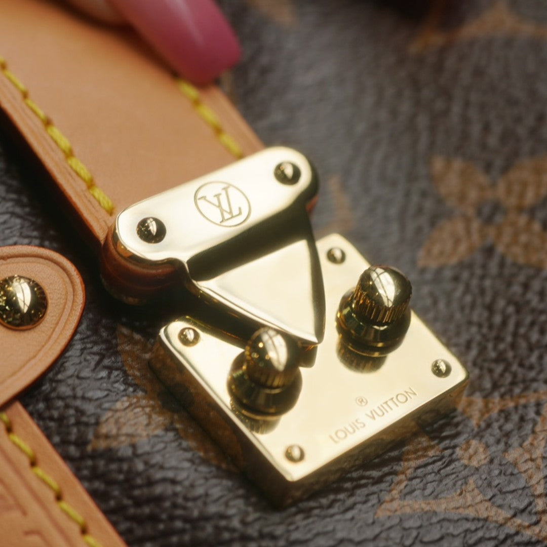 L V Side Trunk handbag M46815