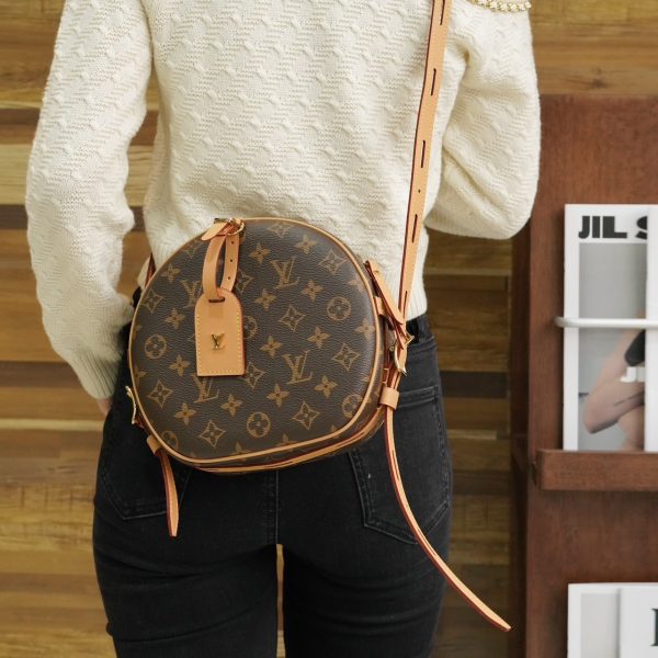 L V BOÎTE CHAPEAU SOUPLE M45647