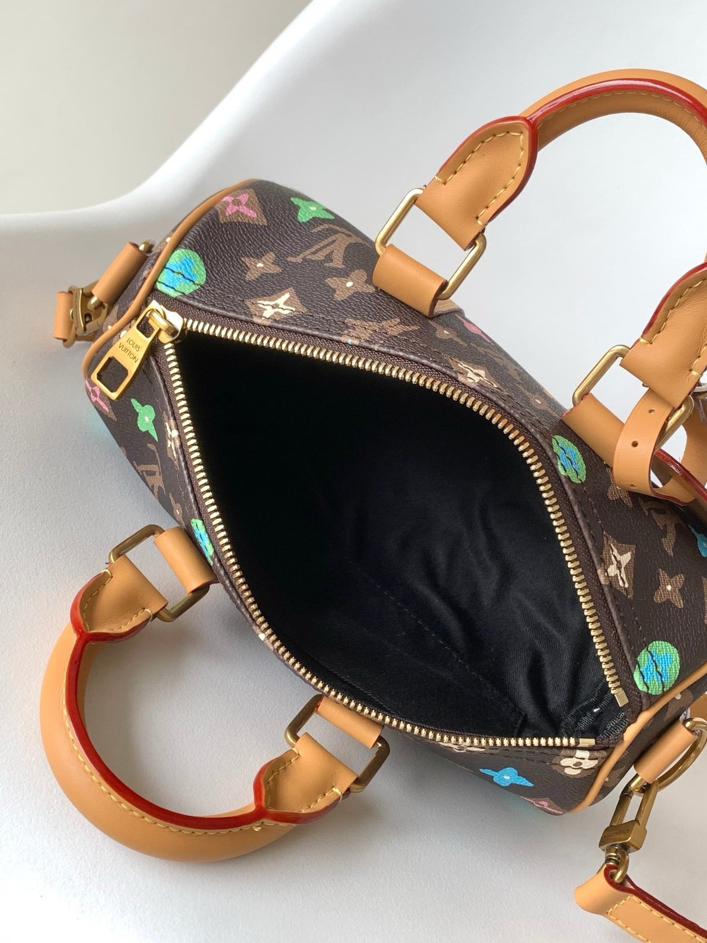 Louis Vuitton x Tyler M24849 Keepall Bandoulière 25