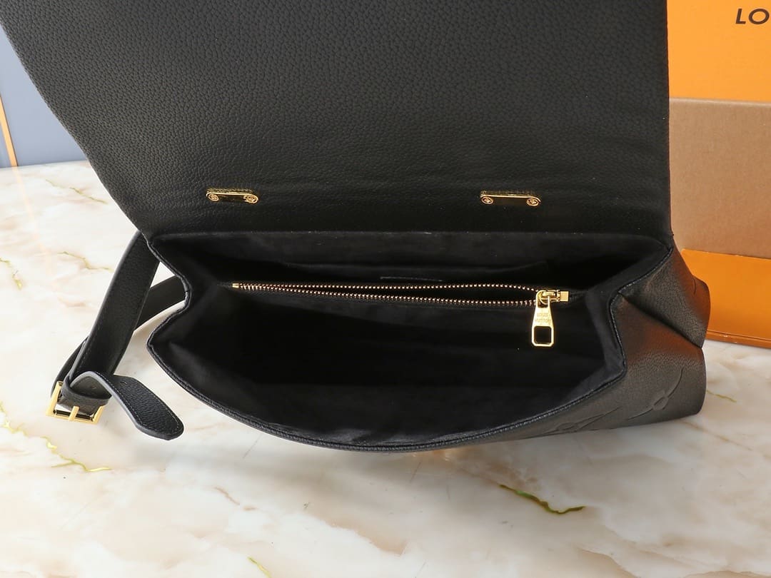 Louis Vuitton M45976 Madeleine MM