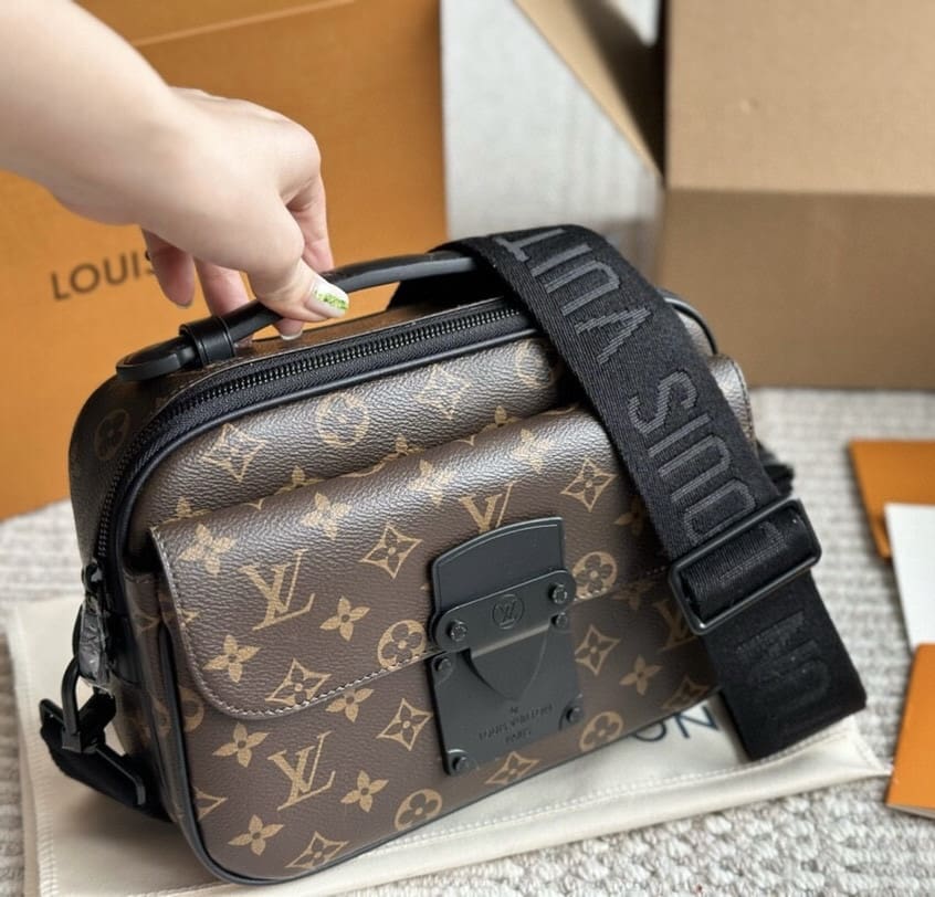 Louis Vuitton M45806 S Lock Messenger Bag