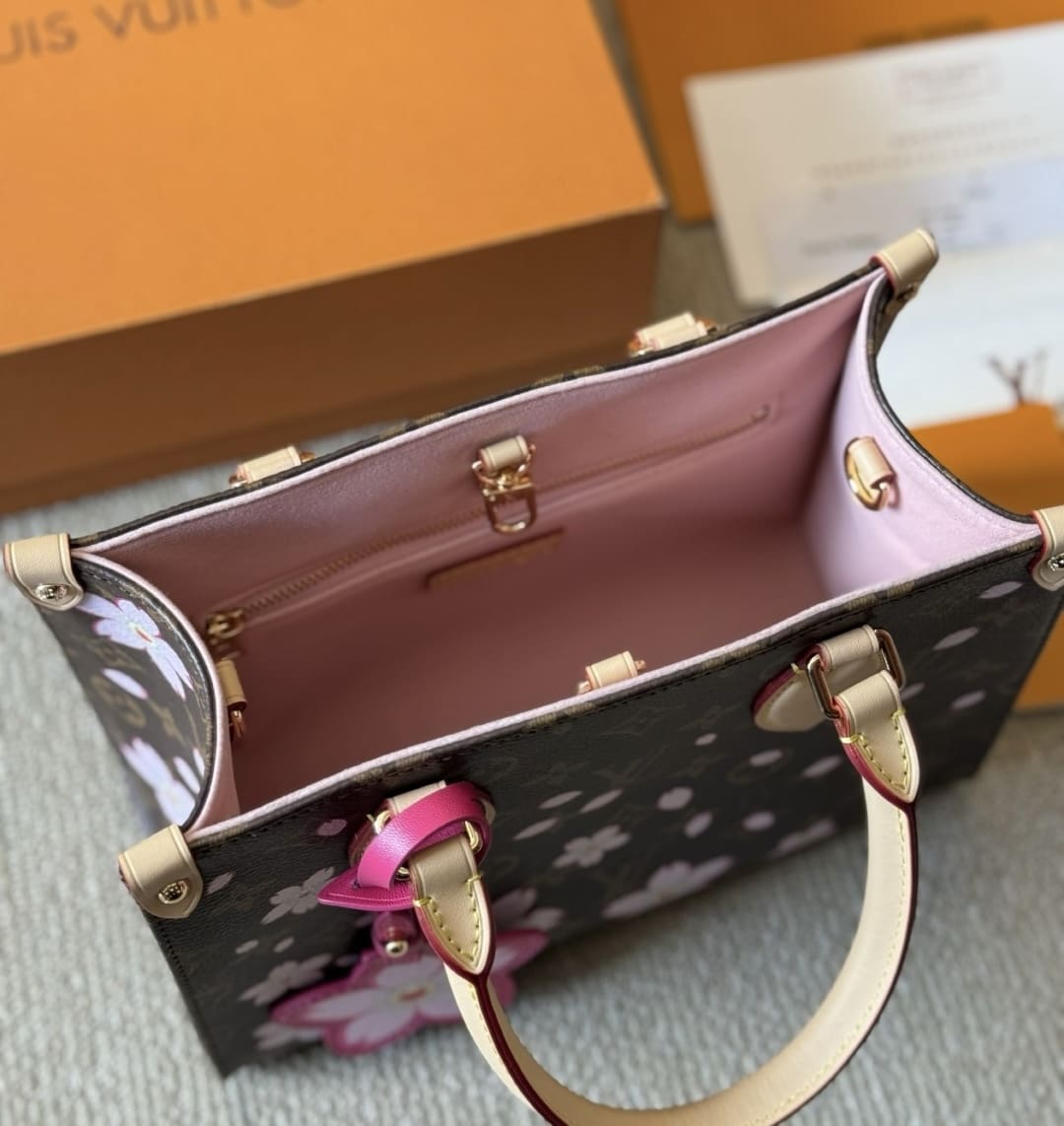 Louis Vuitton M13269 LV x TM OnTheGo PM