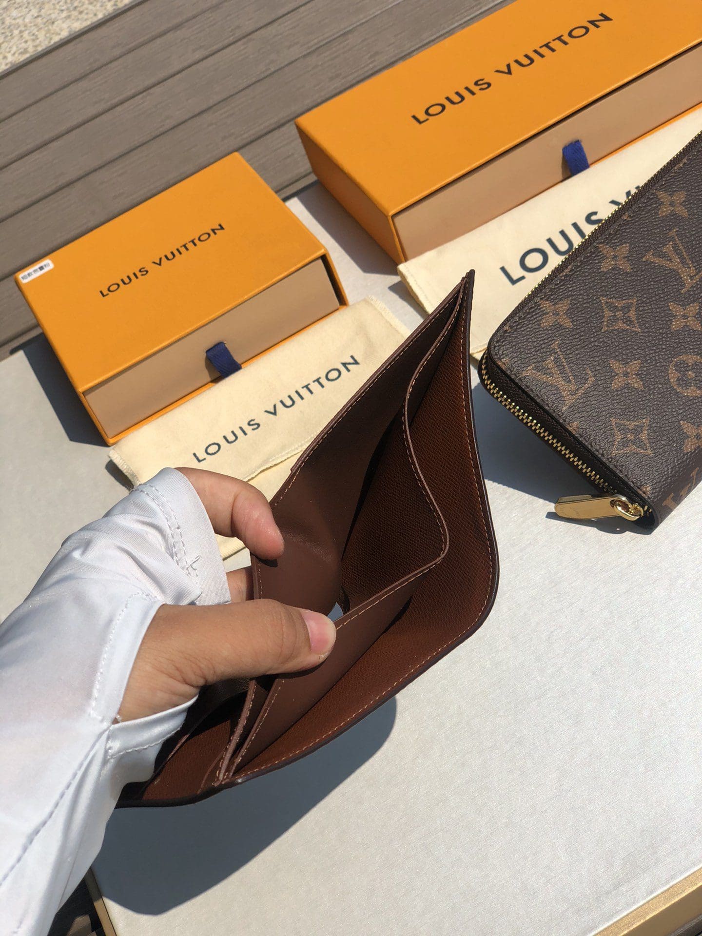 Louis Vuitton Marco Wallet M61675