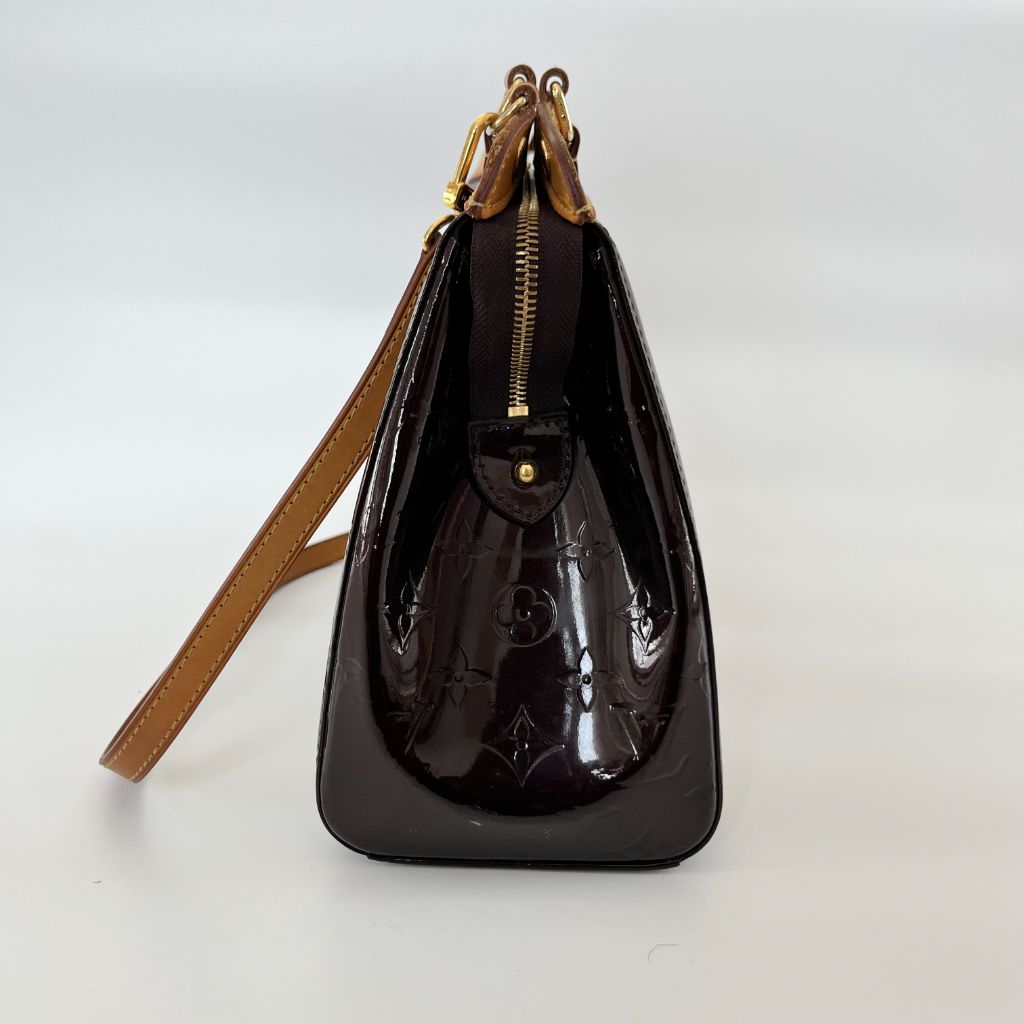 Louis Vuitton burgundy Vernis brea MM shoulder bag