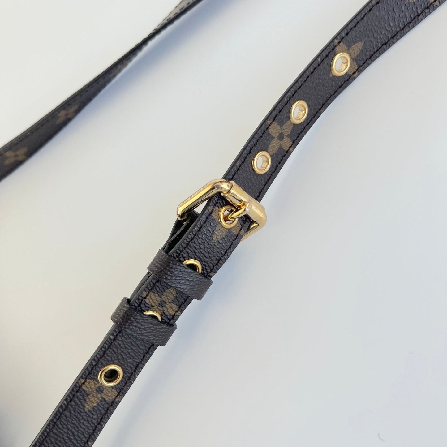 Louis Vuitton Monogram Canvas Pochette Metis Bag