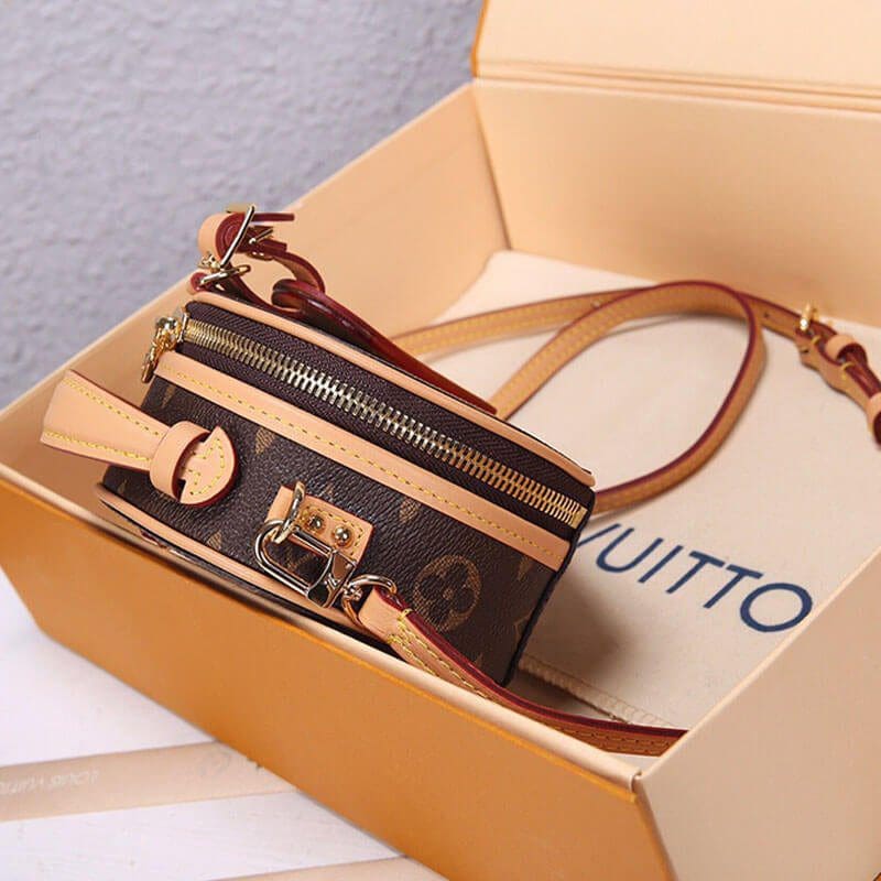 Louis Vuitton Mini Boite Chapeau Bag M44699