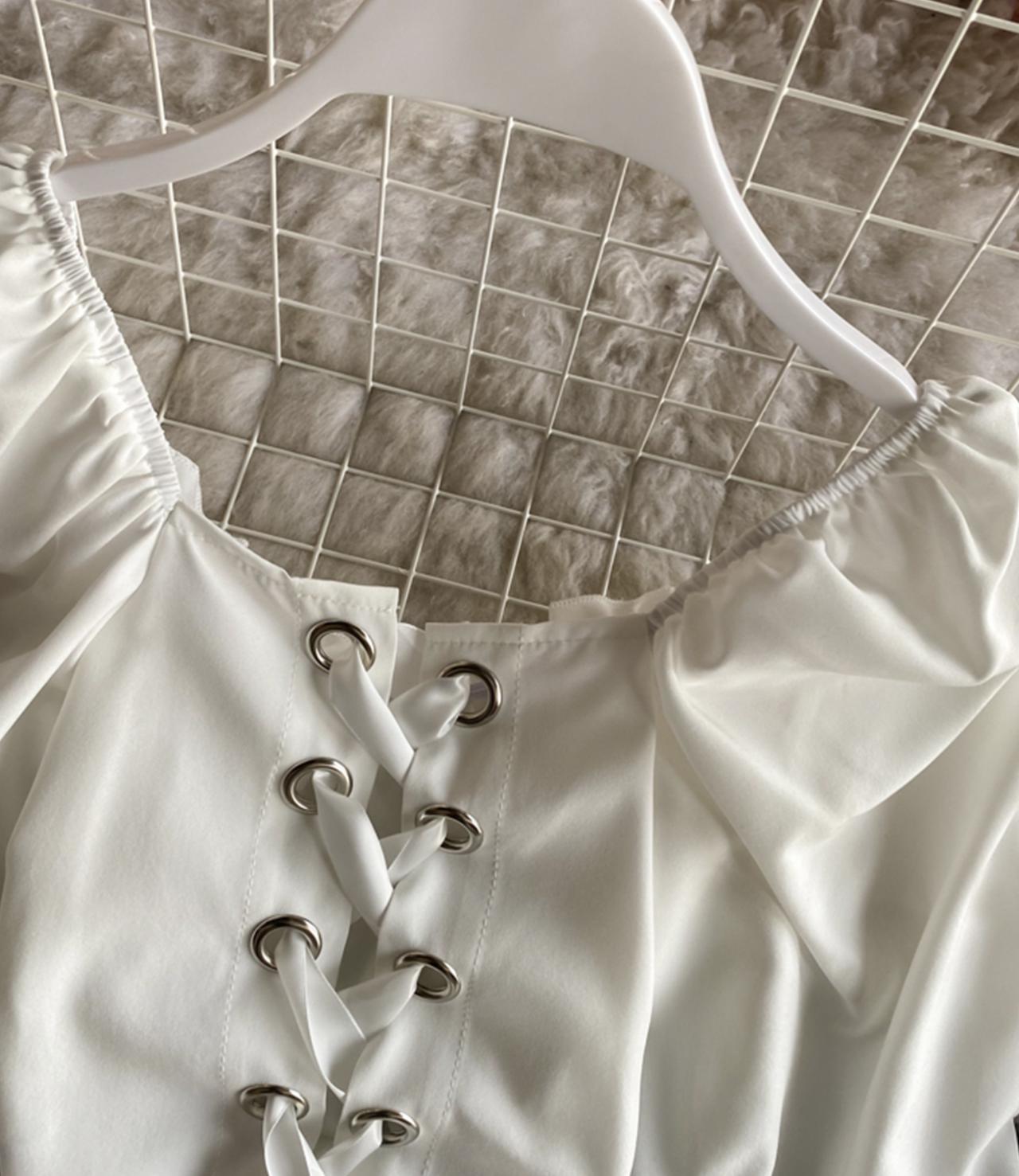 Black/White Cute Long Sleeve lace up-Back Top 335