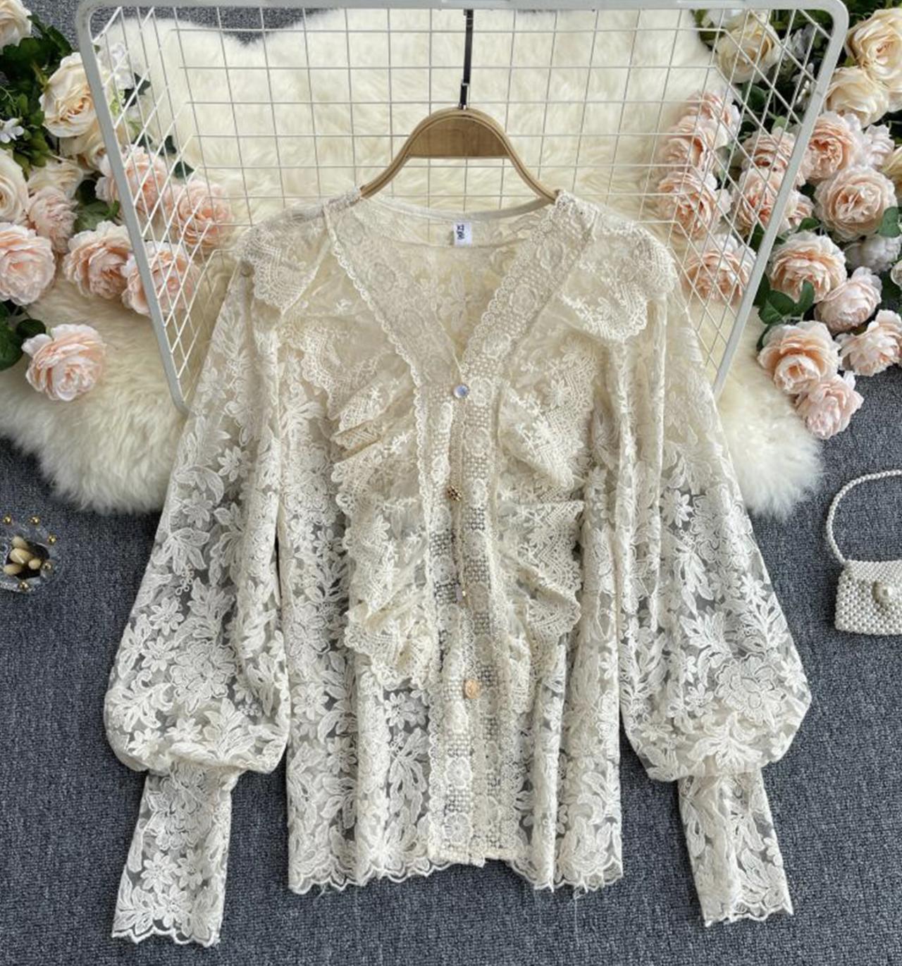 Cute lace long sleeve tops 327