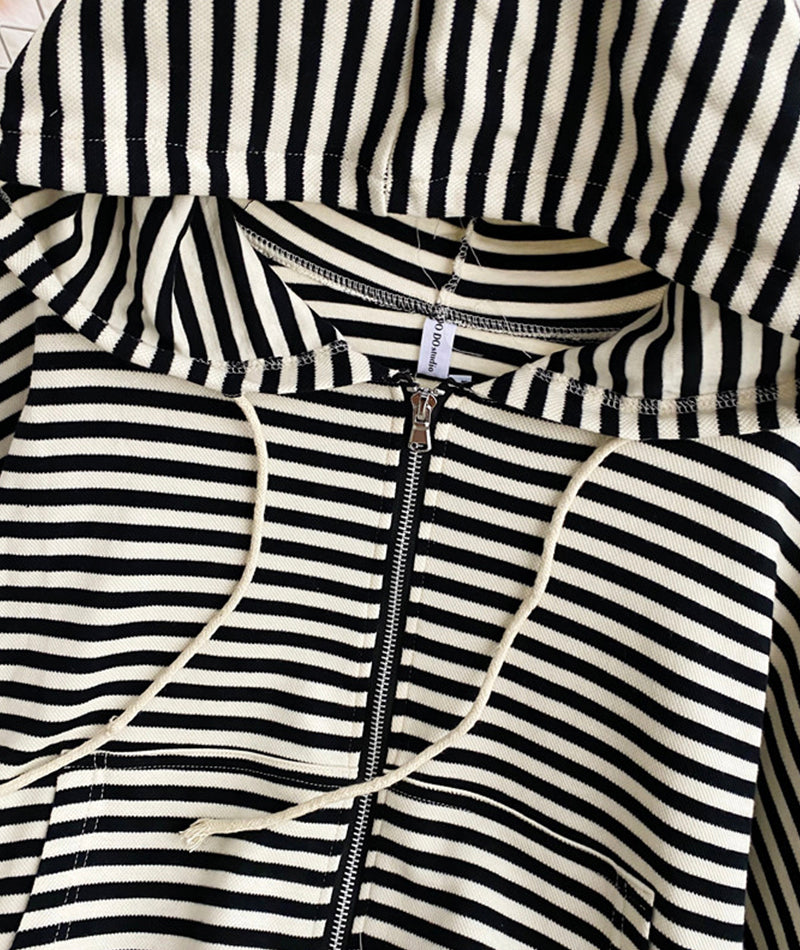Simple striped hoodie 238