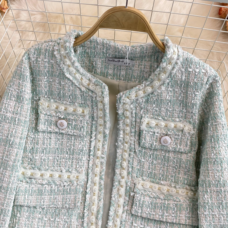 New celebrities in autumn and winter have loose temperament and small fragrance 1645