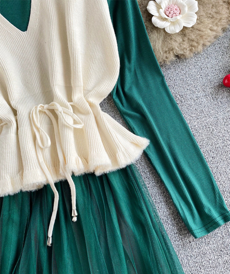 Cute v neck knitted vest+ long sleeve dress two pieces sets 999