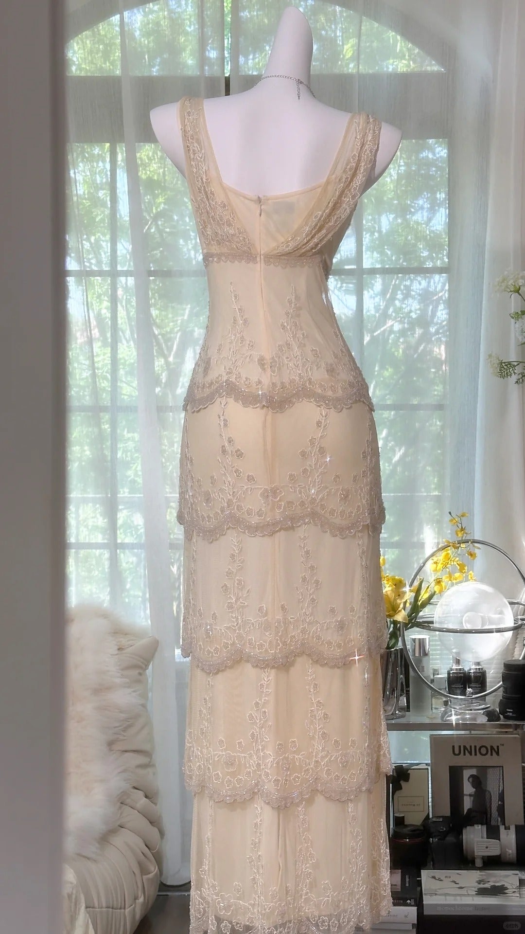 Cream Yellow V Neck Exquisite Beaded Lace Long Chiffon Tulle Ball Gown Evening Gown Wedding Party Gown Prom Gown Graduation Date Gown gh3987