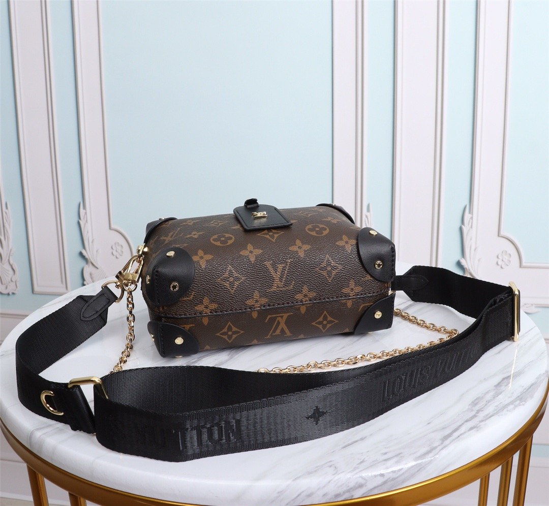 Louis Vuitton Petite Malle