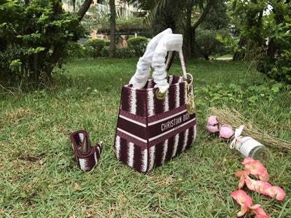 CHRISTIAN DIOR  Canvas Medium D-Stripes Lady D-Lite Pink