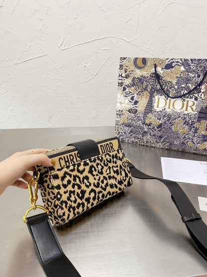 Dior 30 Montaigne Box Bag