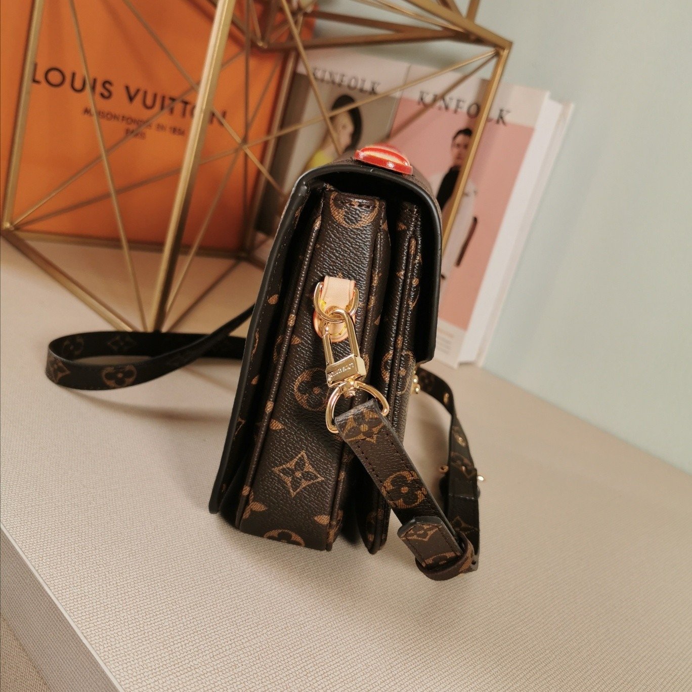 Louis Vuitton Metis